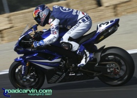 2007 Corona AMA Superbike Championship - Eric Bostrom T8a Setup: Team Yamaha rider Eric Bostrom aboard his YZF-R1 demonstrating balanced form setting up for turn 8a.